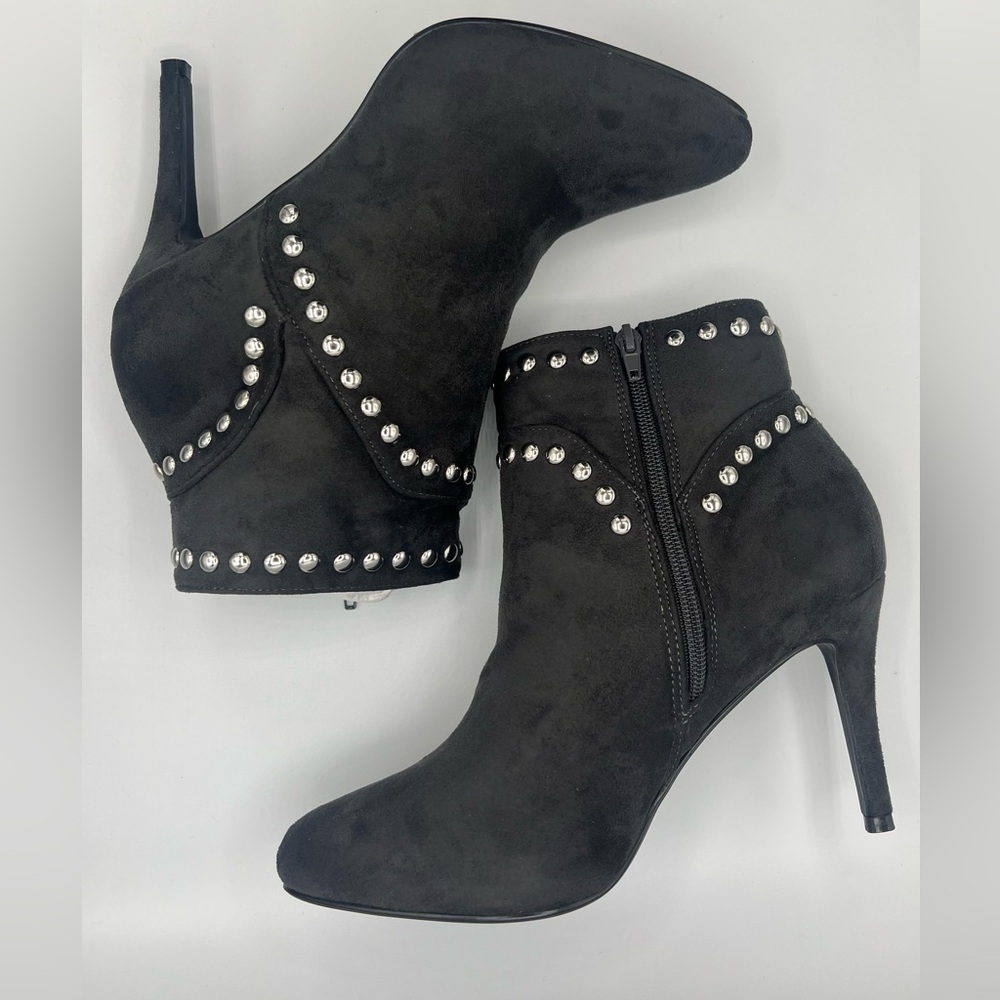 City Chic WIDE FIT Rae Ankle Boot - Picture 2 of 12